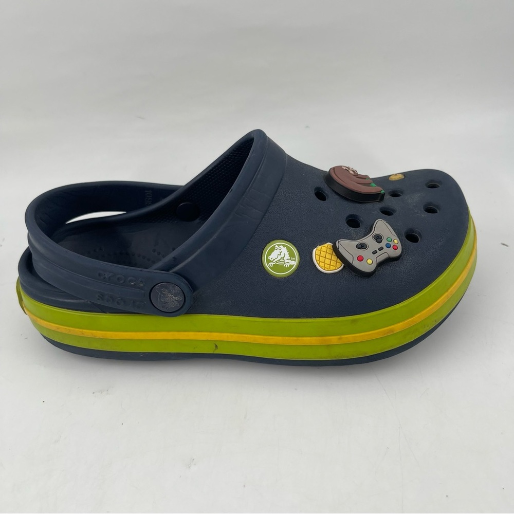 Crocs Unisex Kids Crocband - SZ 2 J - Navy with Jibbitz Water Shoes Clogs Mules